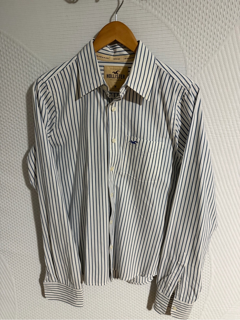 Hollister Men's White Shirt with Navy Vertical Stripes
